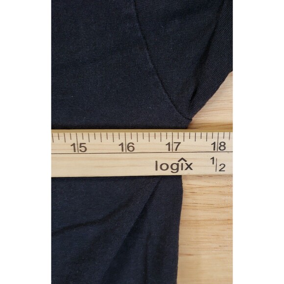 999 Club Graphic T-Shirt Men’s Small Black Skull Flowers Streetwear - Picture 5 of 6